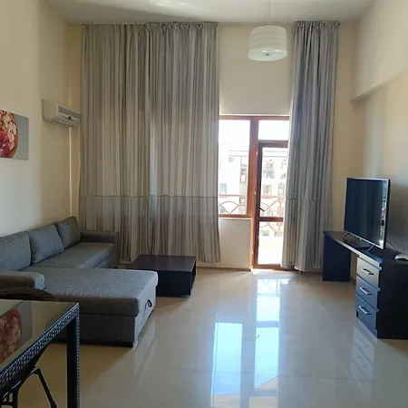 Lighthouse Golf & Apartment